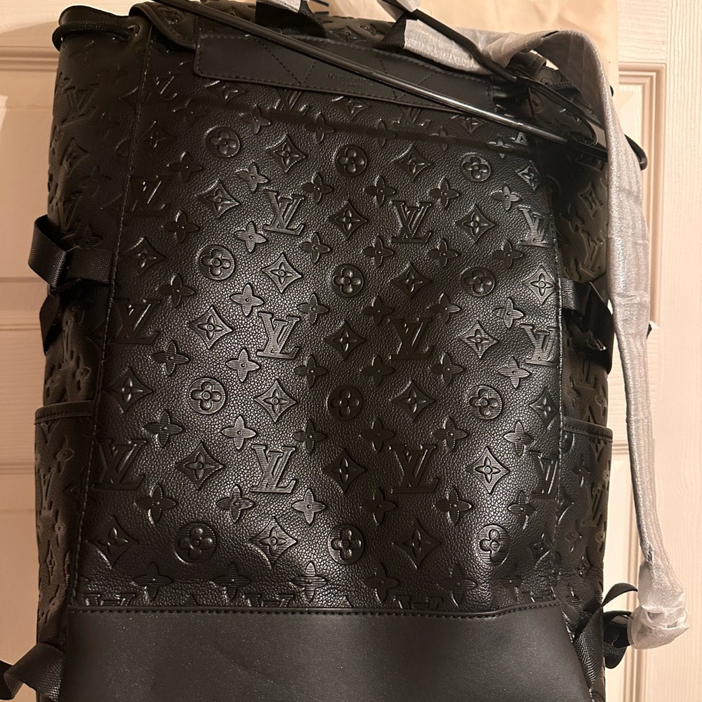 Louis Vuitton Monogram Black Leather Getaway Backpack - Picture 9 of 12